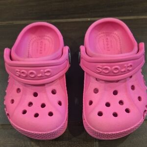 Kids  Crocs Pink Sz C 5